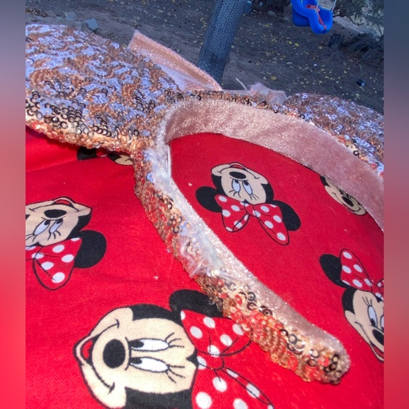 Authentic Disney Minnie Mouse Sequin Ear Headband for Adults – Rose Gold & Pink - Picture 4 of 7